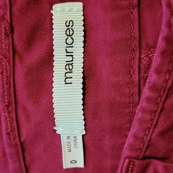 NWT Maurices size 0 burgundy capri pants cotton - Picture 3 of 5